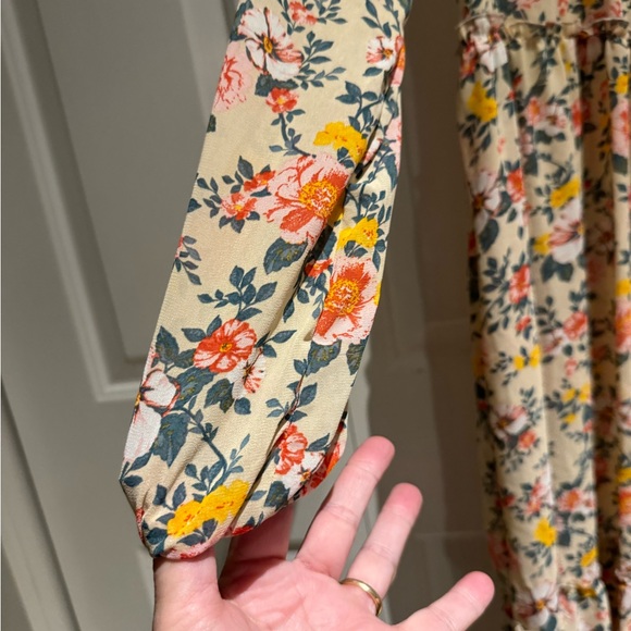 Wilde Fable Open Dress / Cover size Medium - Picture 3 of 4